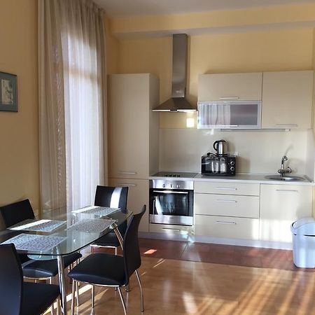Apartments Ploski Херцег Нови Екстериор снимка