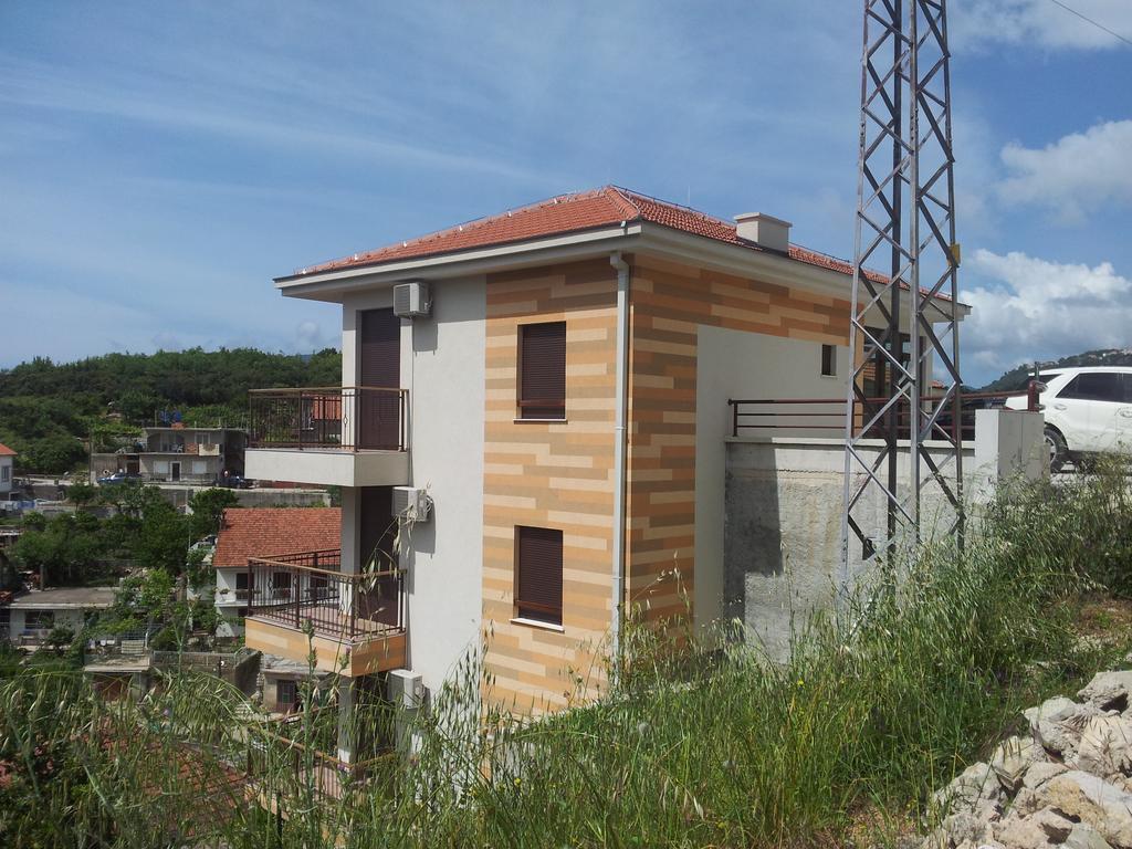 Apartments Ploski Херцег Нови Екстериор снимка